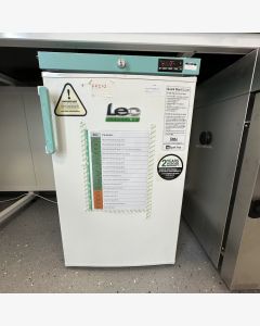 LEC ISU37C UNDER-COUNTER LABORATORY FREEZER SOLID DOOR 102L