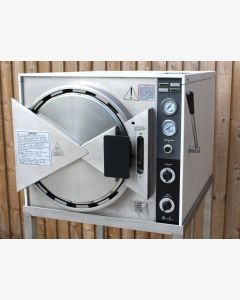 Pelton & Crane Magnaclave Autoclave